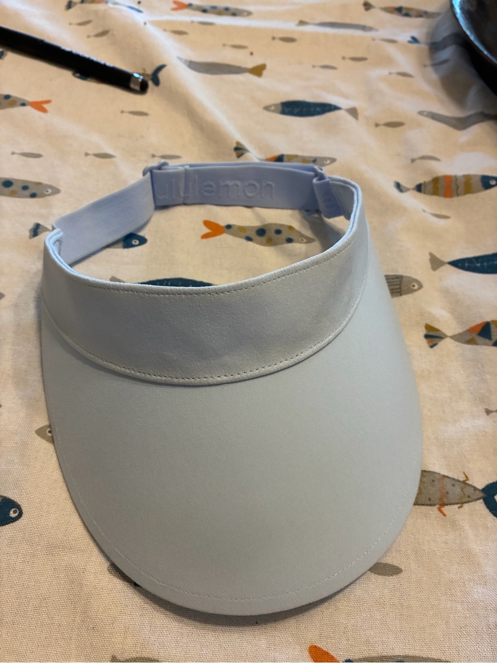 Lululemon wide brim visor